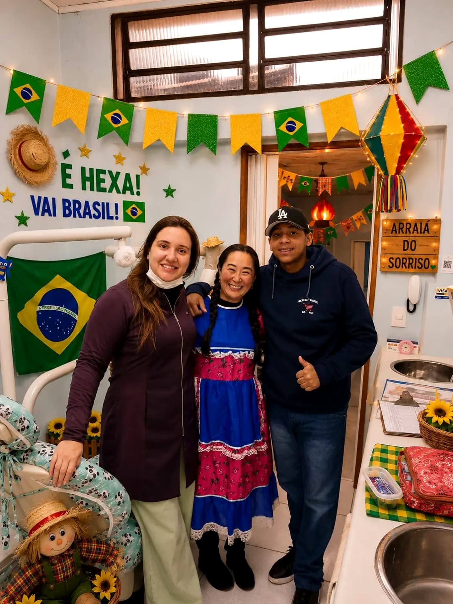 Equipe OdontoBrisa com paciente
